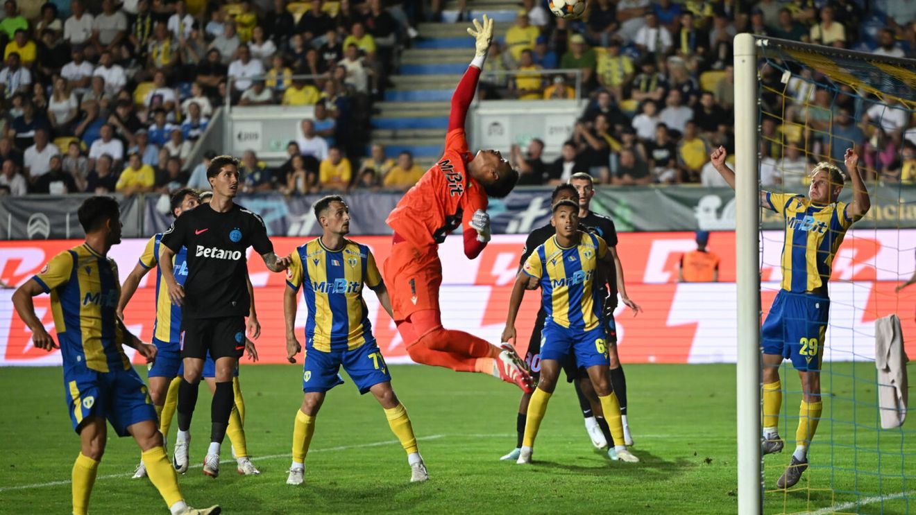 Motivul pentru care singurul neamț get-beget din Superligă a ales să continue să joace în România. Unde visează să ajungă. EXCLUSIV