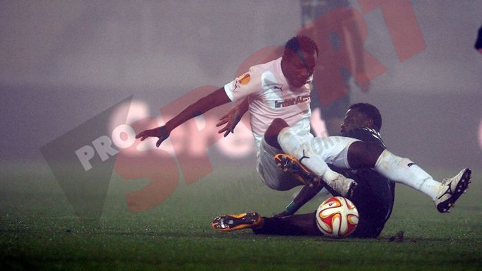 Două goluri, două eliminări, două penalty-uri, patru bare. Astra -  U Cluj 1-1