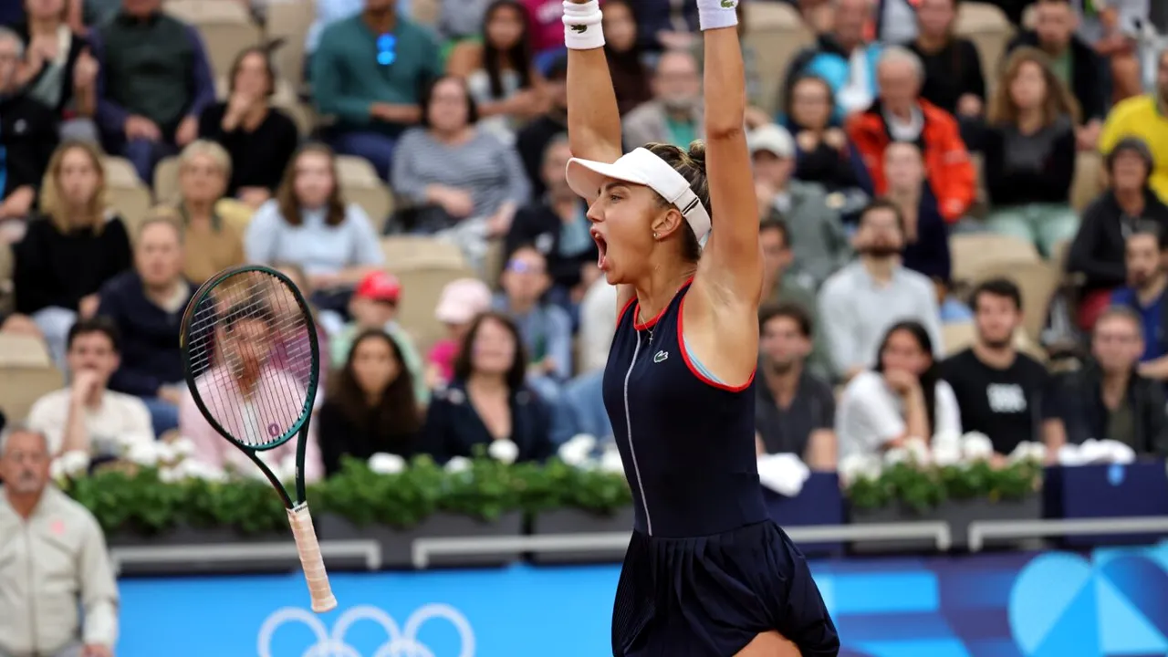 Victorie uriașă pentru România la Jocurile Olimpice! Jaqueline Cristian a învins-o superb pe Caroline Garcia într-o atmosferă incendiară făcută de francezi. Cum s-a trăit succesul fabulos al româncei. SPECIAL