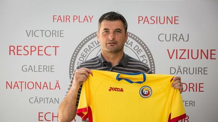 Selecționerul de la naționala U17 a fost demis de șefii FRF! Cine e noul antrenor. Prima reprezentatvă e calificată la Turneul de Elită programat în martie 