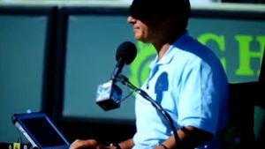 VIDEO Așa-i în tenis. Provocările unui arbitru de scaun: Mohamed Lahyani, fără microfon pe o arenă cu 13.800 de locuri