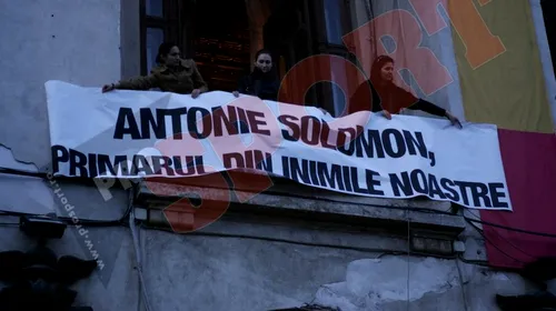 FOTO** Miting de susținere a lui Solomon la Primăria Craiova!