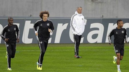 Chelsea mizează pe echipa a doua cu Steaua. Mourinho, decizie neașteptată înainte de duelul cu Reghecampf: "În mod normal, nu fac asta!"