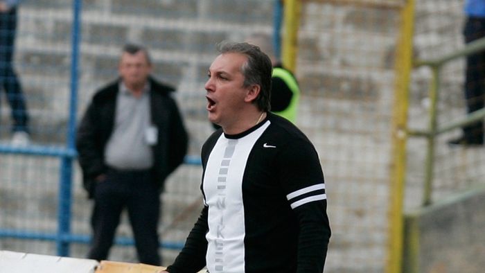 Alexandrescu: "Meszaros, un fals și un neprofesionist"