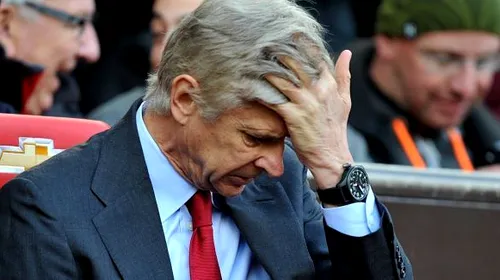 Wenger simte că SFÃ‚RȘITUL e aproape.** Fanii lui Arsenal i-au făcut cel mai urât „CADOU” de Crăciun : bannerul care doare mai rău decât orice eșec