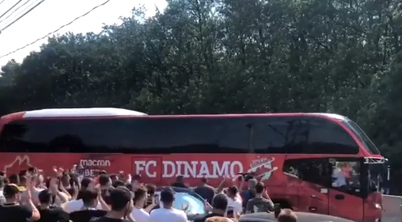 Suporterii lui Dinamo au încurajat echipa înainte de meciul „de foc” cu Poli Iași! Imagini fabuloase cu fanii dinamoviști | VIDEO