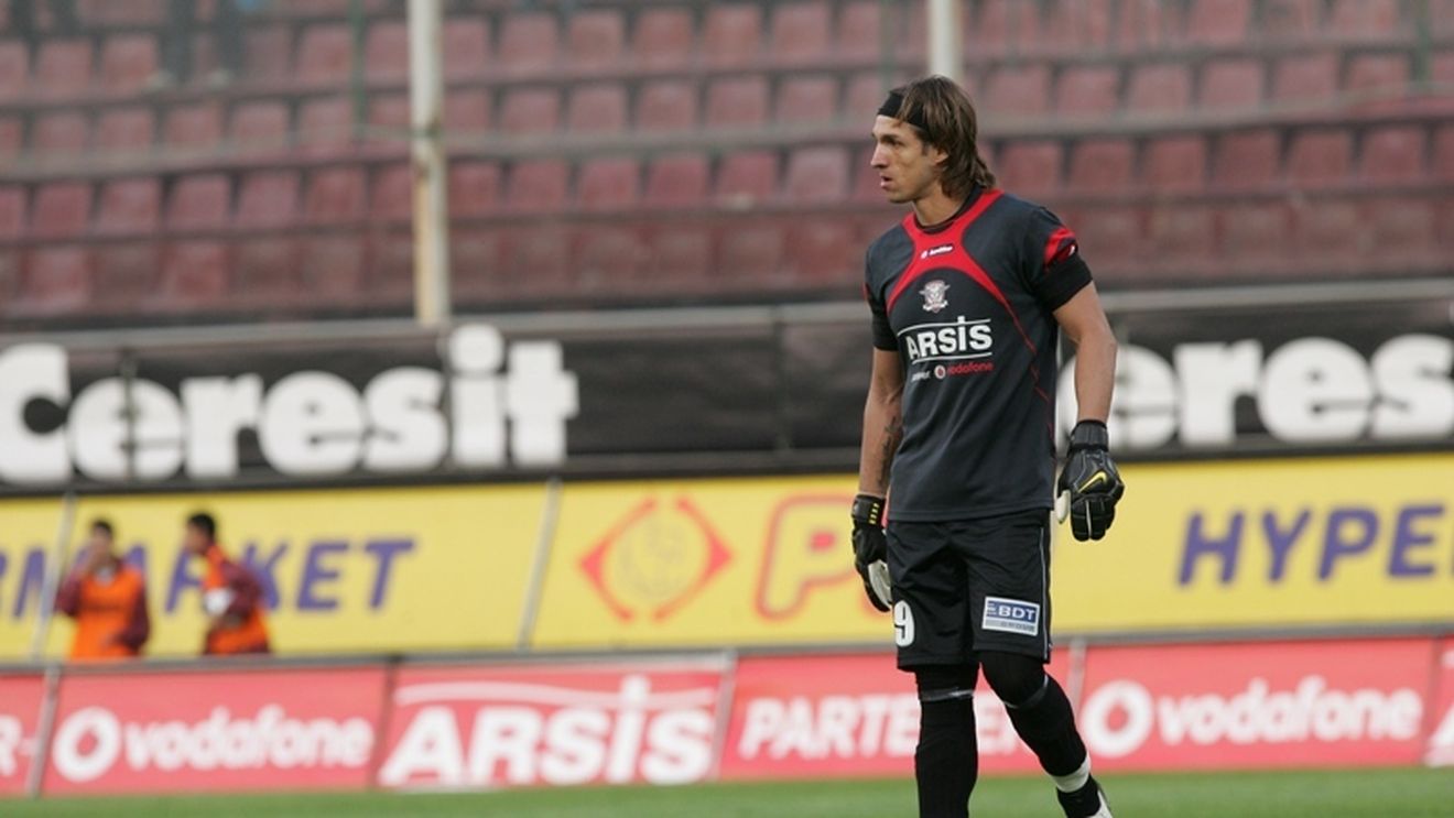 Andrade: "Copos să-mi dea banii!"