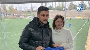 Simona Halep, pe stadion la un meci din Liga 2. Surpriza de care a avut parte: "Acesta e cadoul nostru"