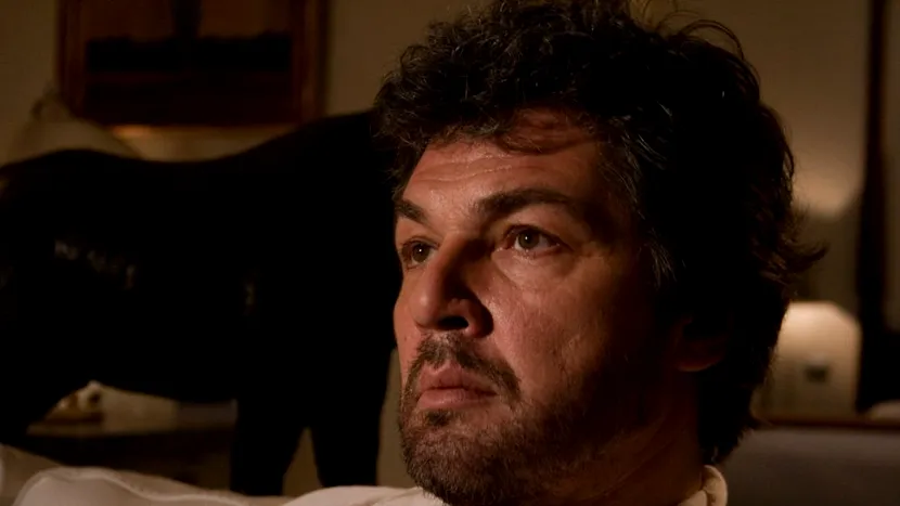 Adrian Păduraru împlinește 60 de ani. Dezvăluiri despre relația pe care a avut-o cu partenera lui din filmul ”Declarație de dragoste”