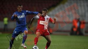 Criza se prelungește