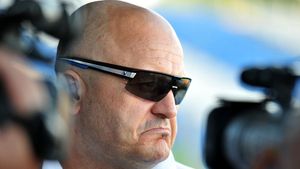 Mititelu nu crede în 'noua Știința'!** "Prefecturile și primăriile nu mai pot fi acționari la un club de fotbal din 2012"