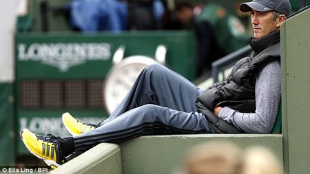 DECLARAȚIA ZILEI vine de la antrenorul Simonei Halep. "Băieții și fetele, deși joacă în limita acelorași dimensiuni și au în față același set de linii albe, văd jocul diferit. Fetele percep jocul în culori" 