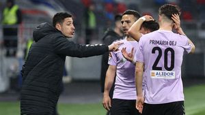 Antrenorul-revelație din ultimele două sezoane ale Ligii 2 a fost la un pas să preia o formație din Superligă: ”Dacă aveam licența PRO, acum eram în cantonament cu echipa!”
