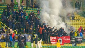 Un fost antrenor al lui Dinamo dă de pământ cu suporterii-acționari: „Numai la noi în România s-a întâmplat lucrul ăsta!”
