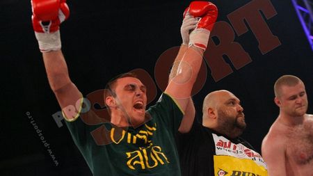 SUPER FOTO** Bogdan Stoica, vedetă la "Flamaropol"