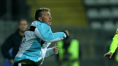 Petrescu: „Mai avem nevoie de 2-3 victorii** ca să ne revenim după înfrângerea cu Dinamo!”