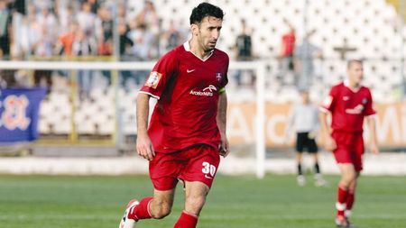 IREAL! Paraschiv a cerut reducerea salariului cu 30%: "Nu merit banii!"