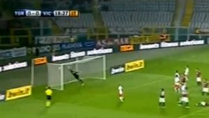 "Il Toro", trimis la Zoo! VIDEO - Cel mai tare autogol: a pus-o în vinclu din 16 metri!
