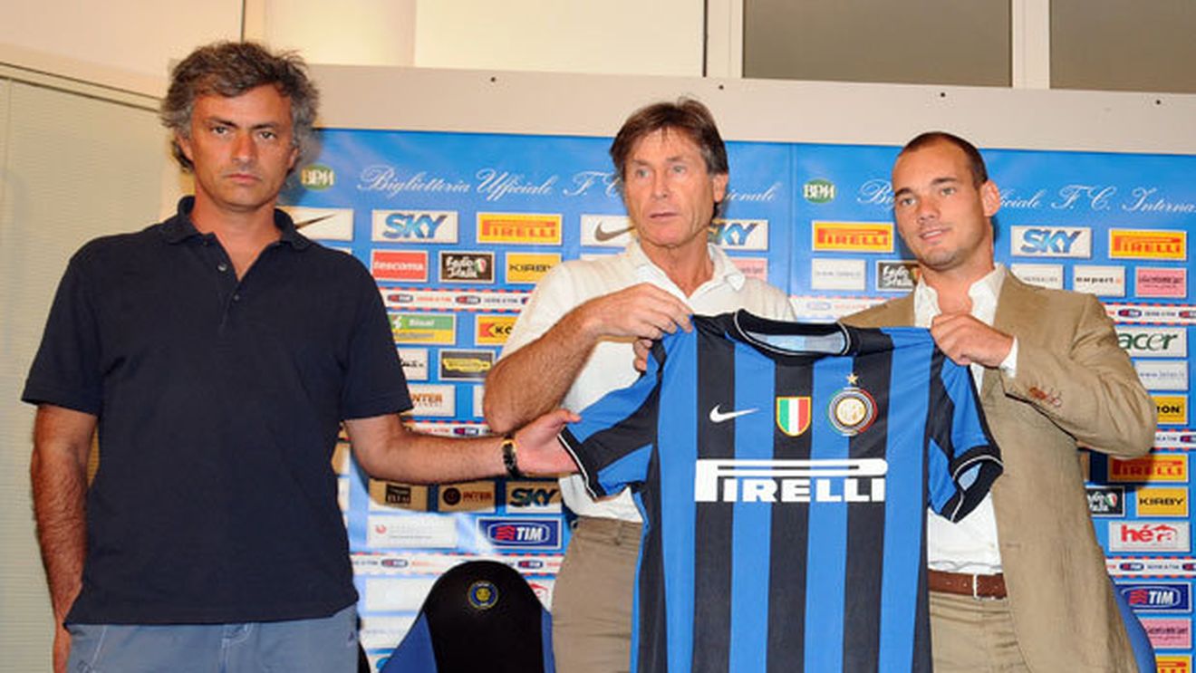 Sneijder încă îl laudă pe Mourinho: "Un an cu el valorează cât 10 cu alții"