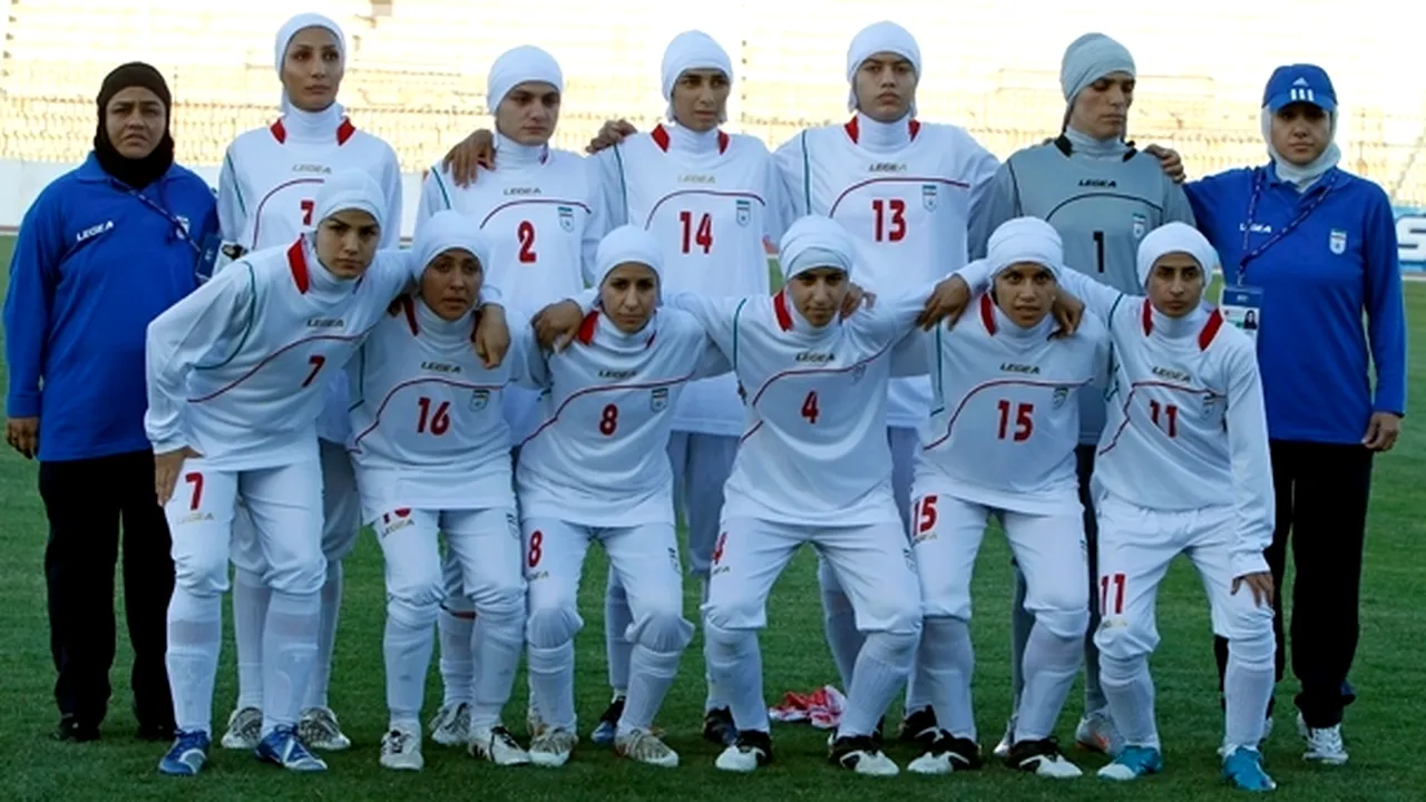 IFAB a aprobat purtarea vălului islamic și a turbanului în fotbal