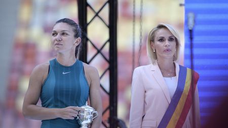"Aparatul lucrează". Gabriela Firea și-a redeschis pagina de Facebook după ce a șters toate comentariile potrivnice și a activat postacii, însă la scurt timp l-a închis din nou! Bucureștenii au atacat la foc automat