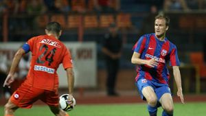 Menajați** pentru Dinamo