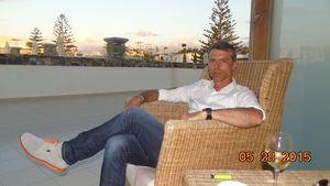 INTERVIU cu un spion pentru Viitorul lui Hagi. Fost jucător la Dinamo într-o generație de excepție, George Bănică reliefează diferențele dintre fotbalul belgian și cel de la noi. De ce crede în calificarea Viitorului cu Gent. „Asta scârțâie la ei!"