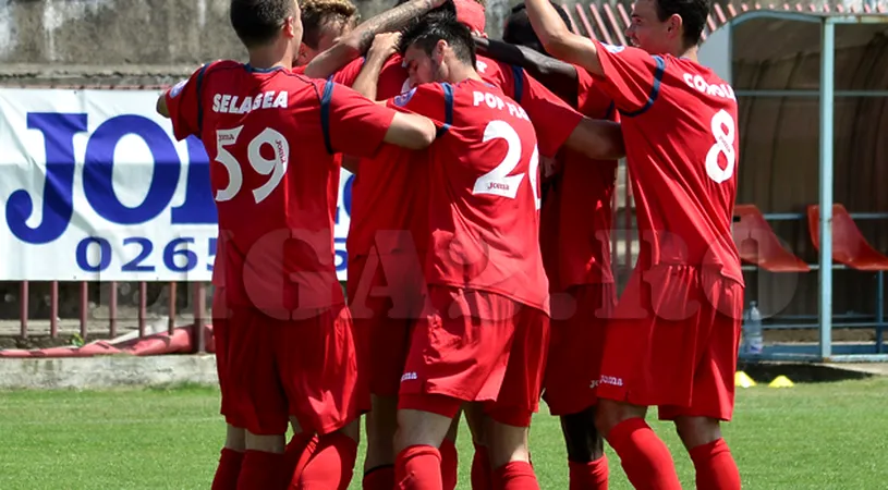 Jucătorii de la FC Bihor** au intrat în vacanță