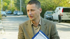 "Dragomir vrea îndepărtarea lui Sandu de la FRF"