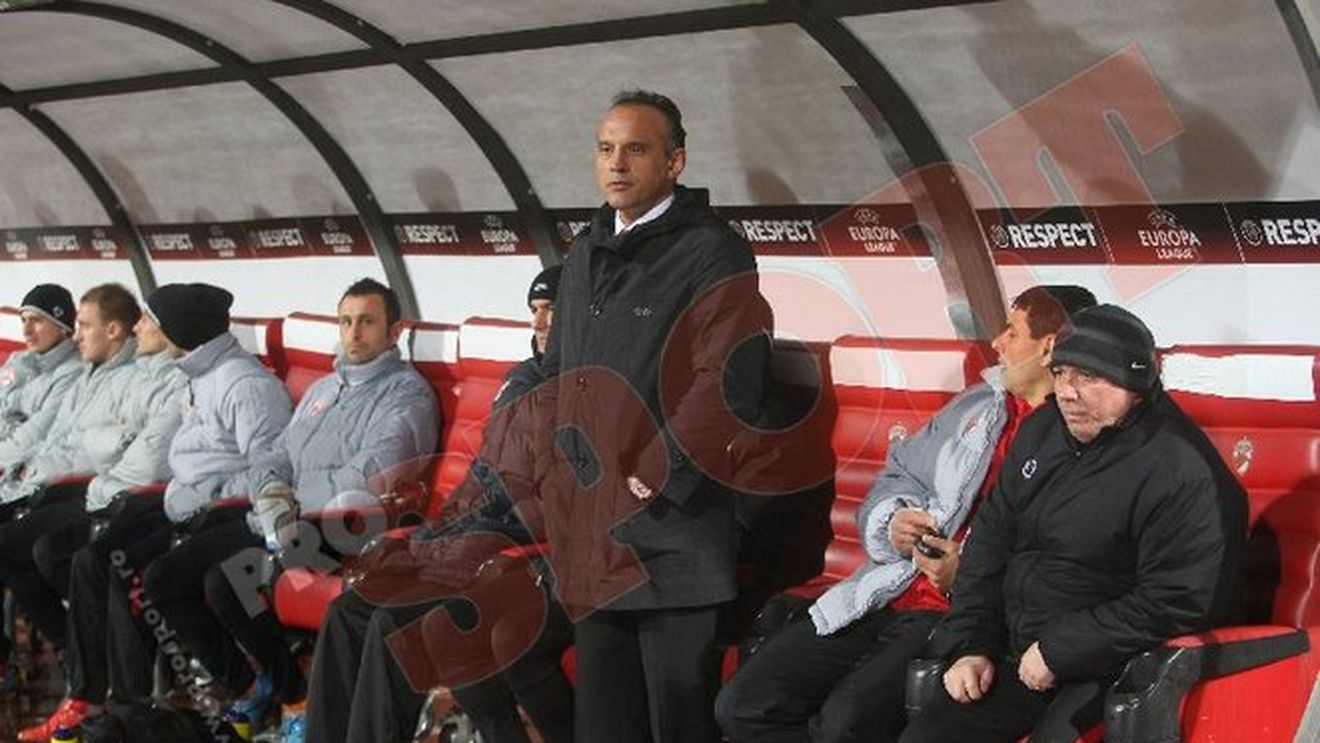 Prunea: "Nu am nicio treabă cu FRF!** Ce trebuia să fac, să cer Craiovei dreptul să muncesc?"