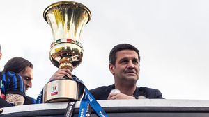 Chivu dă tunul cu agentul pentru care l-a trădat pe Giovanni Becali! Va lua 4.000.000 de euro pe an