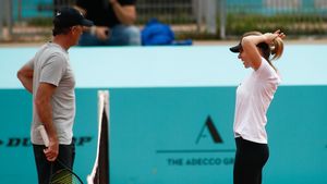 Simona Halep, antrenată din nou de Darren Cahill. Românca s-a pregătit alături de Jannik Sinner și a aprins imaginația tuturor