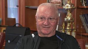 Cine e românca de origine ucraineană care face minuni în București! Milionarii bolnavi se duc la ea ca la tămăduitoare. Nea Mitică Dragomir s-a vindecat ca prin minune: „Știu 10 cazuri care s-au ridicat din cărucioare”