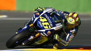 VIDEO | Valentino Rossi va avea propriul joc pentru PlayStation 4, Xbox One și Windows. Controlează-l pe "Il Dottore" în sezonul 2016 din MotoGP 