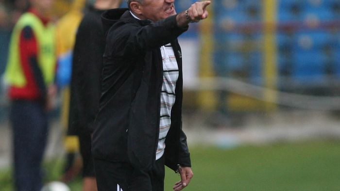 "M-a durut capul când am văzut rezervele Clujului și m-am uitat pe banca mea"