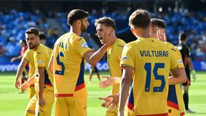 Au făcut bani în România, dar s-au retras în Turcia. Fiul lor a ales țara pe care vrea să o reprezinte: „Nu e o veste bună”