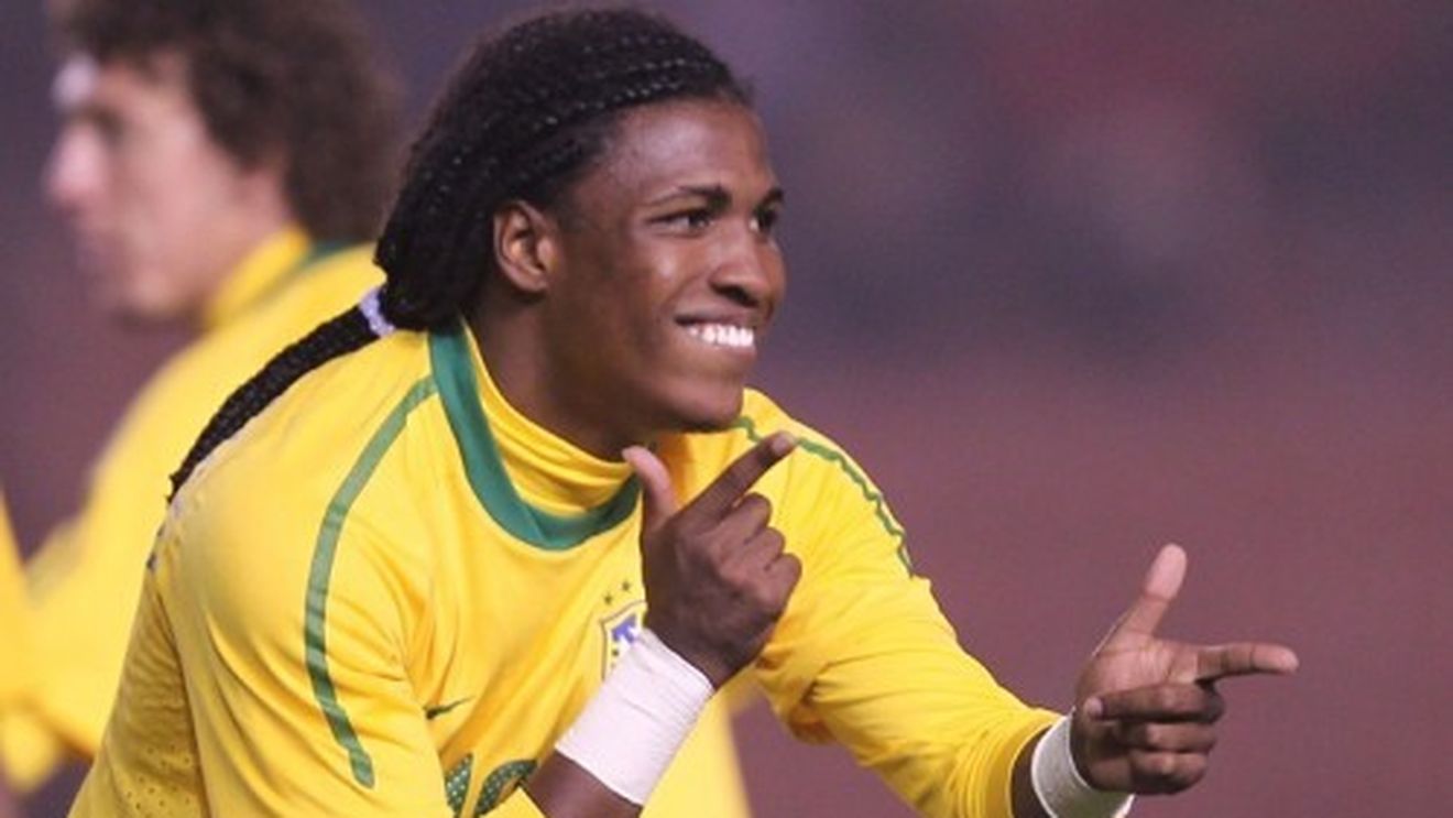 CFR, TRANSFER excepțional. ** A fost dorit de Șahtior și Valencia, clujenii sparg banca pentru el: îl împrumută pentru o sumă imensă! "Mureșan merge în Brazilia să îl ia"