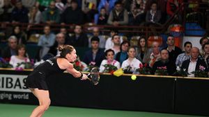 Simona Halep explică eșecul cu Muguruza și se scuză: "Am avut emoții foarte mari, m-a durut capul"