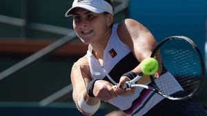 Bianca Andreescu la superlativ: victorie cu repetiție în fața lui Kerber, al zecelea succes consecutiv și calificare în optimile de la Miami. Adversara pentru "sferturi" și cât urcă în clasamente