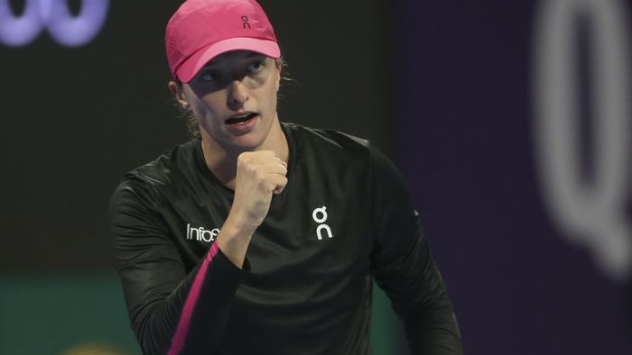 Iga Swiatek, rivala Simonei Halep, reacție surprinzătoare despre faptul că Turneul Campioanelor a fost mutat de WTA în Arabia Saudită, o țară recunoscută pentru legile care încalcă multe drepturi ale femeilor!