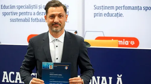 Mirel Rădoi și Adi Mutu, antrenori „cu acte”. Absolvenții licenței UEFA PRO au primit diplomele | FOTO & VIDEO
