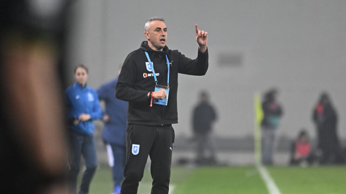 Ivaylo Petev pune presiune pe jucătorii Universităţii Craiova înainte de startul play-off-ului: „Asta trebuie să facem dacă vrem să realizăm ceva”. Ce se întâmplă cu Screciu