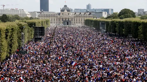 FOTO | Atmosferă incredibilă la Paris și Zagreb, înaintea finalei CM 2018