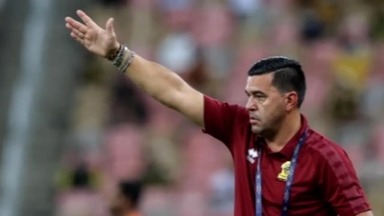 Cosmin Contra, furios! A pierdut 0-2 cu tehnologia VAR, iar Al Ittihad cere arbitrii străini. Ajung Ovidiu Hațegan și Istvan Kovacs să conducă din nou meciuri în Arabia Saudită?