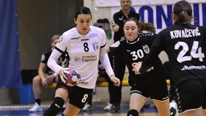 CSM București a câștigat primul său mare derby al sezonului în Liga Florilor și s-a desprins în fruntea ierarhiei. Rezultatele Etapei a 7-a