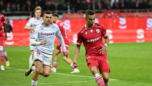 Gigi Becali a făcut anunțul în direct: l-a impresionat Cătălin Cîrjan în derby-ul cu Rapid. Ar fi un transfer bombă: „Slăbănogul ăla. Decar adevărat, pase, pac-pac, șuturi”