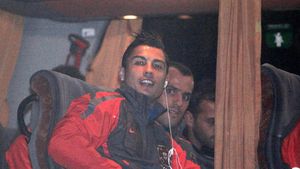 VIDEO CR7 a revenit în zona din Europa unde e detestat pentru că e "frumos și de succes"!** Ce credeți că i-au strigat bosniacii pe aeroport?