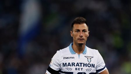 Vești proaste pentru Ștefan Radu! S-a accidentat și va rata un meci foarte important pentru Lazio