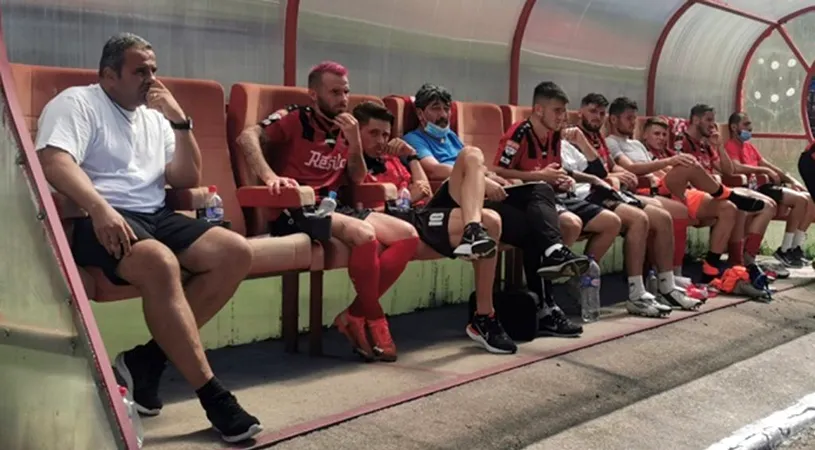 CSM Reșița s-a testat din nou cu Șoimii Lipova, în lipsa partidei oficiale din prima etapă a noului sezon al Ligii 2. Pelici: ”M-am decis asupra primului 11 cu Petrolul”