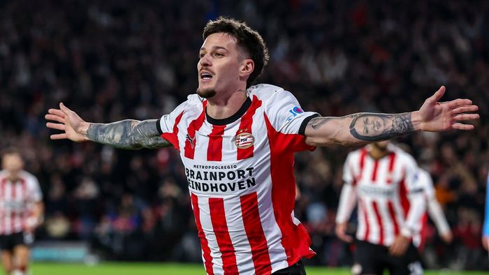 Dennis Man, reacție fabuloasă! Ce a zis când a primit trofeul pentru „Omul meciului” după PSV - Napoli 6-2